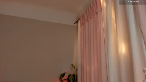  cassandra  online show from December 2024 01:22:01 PM