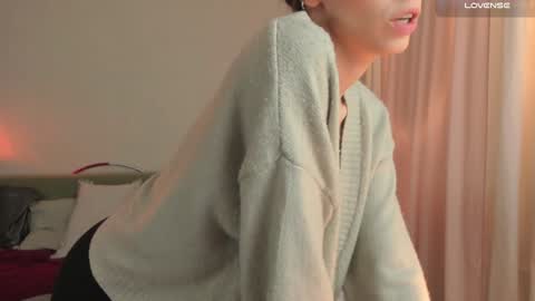  cassandra  online show from January 2025 07:43:01 PM