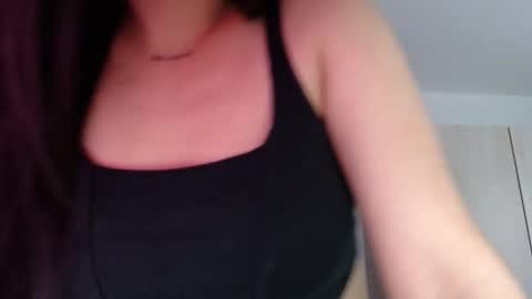 Mila online show from April 2026 05:24:01 AM