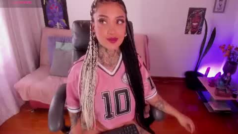 Cata green model independient online show from July 2026 07:09:01 PM