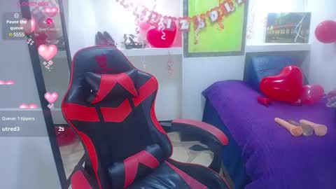 C A T A L E H I A online show from February 2025 07:49:01 PM