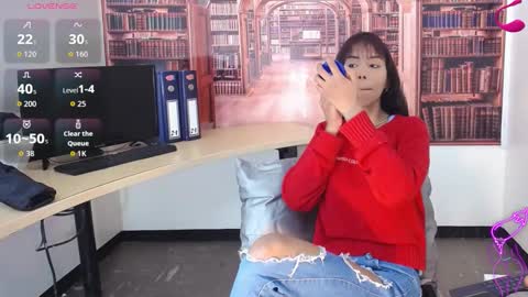 Queen Catalella online show from December 2025 02:27:01 AM