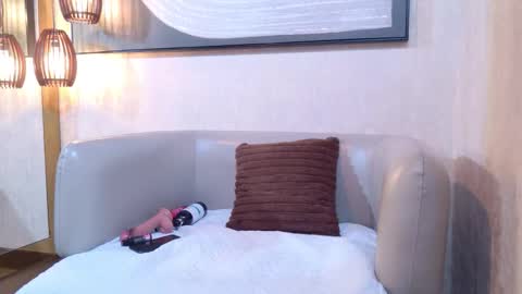 cataleya1_sm online show from November 2025 11:42:02 AM