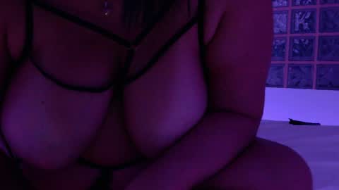 Luna Velvet online show from May 2026 11:12:03 PM