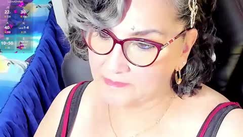 Snapshot of cataleya_mom_ chatting on October 2025 03:37:02 AM cataleya online show from October 2025 03:37:02 AM