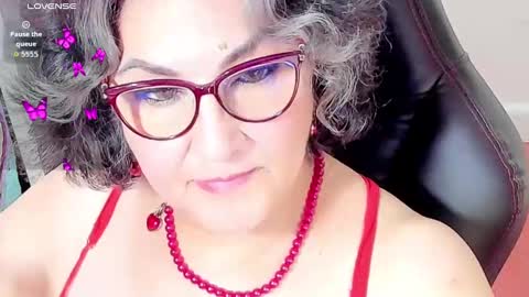 Snapshot of cataleya_mom_ chatting on October 2025 10:49:02 AM cataleya online show from October 2025 10:49:02 AM