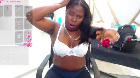 Snapshot of catalillina_love1 chatting on February 2025 11:40:02 AM Cata online show from February 2025 11:40:02 AM