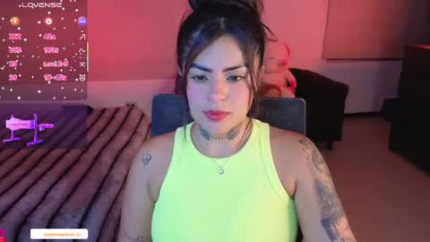 Snapshot of catalina_mart chatting on June 2026 12:02:01 AM Catalina online show from June 2026 12:02:01 AM