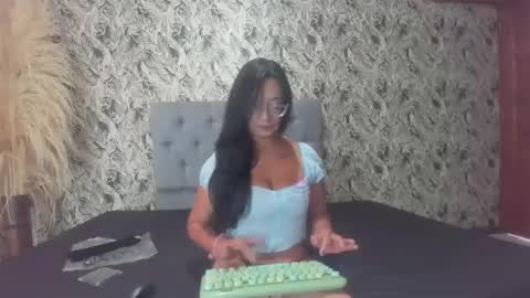    Catalina Scott   online show from January 2025 01:30:01 PM