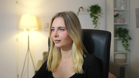 catecrago  online show from November 2025 09:09:02 AM