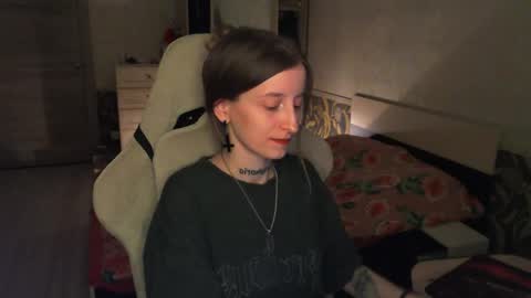 Snapshot of cath_dysphoria_ chatting on April 2026 07:30:02 PM CATH online show from April 2026 07:30:02 PM