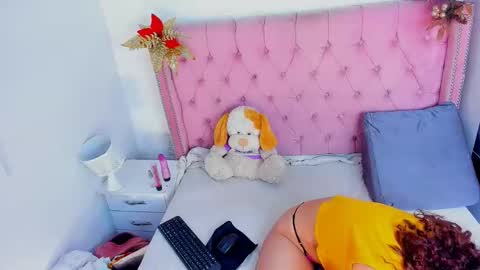 Snapshot of cathaleyahh chatting on January 2025 02:17:01 AM cathaleyahh online show from January 2025 02:17:01 AM