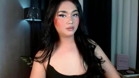 Snapshot of catherine_louise chatting on November 2025 01:26:02 AM cath online show from November 2025 01:26:02 AM