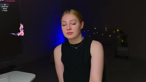 Snapshot of catherine_river chatting on May 2026 06:02:02 PM Catherine online show from May 2026 06:02:02 PM