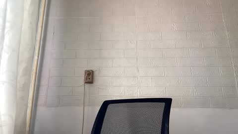 Snapshot of catherinepirs chatting on April 2026 08:42:01 AM catherinepirs online show from April 2026 08:42:01 AM