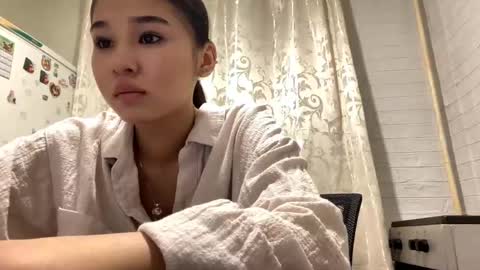 Snapshot of catherinepirs chatting on May 2026 02:46:01 PM catherinepirs online show from May 2026 02:46:01 PM