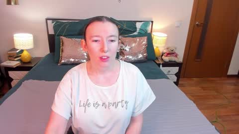 Catrin online show from January 2026 03:23:01 AM