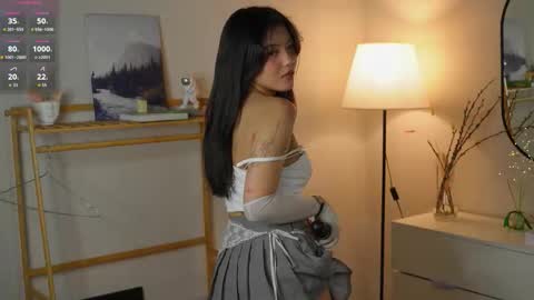 Lee online show from November 2025 04:18:02 PM