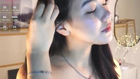 Lee online show from December 2025 04:11:01 PM