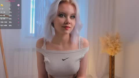 Snapshot of cathiearzabala chatting on May 2026 11:05:01 AM Mia online show from May 2026 11:05:01 AM