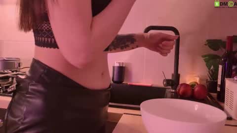 Katerina online show from October 2025 07:01:02 PM