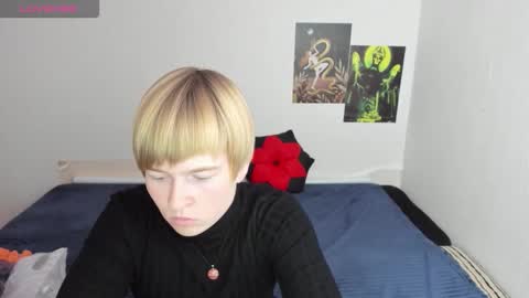 cattie_w_ online show from November 2025 01:38:02 AM