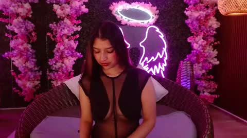 cattlyn online show from November 2025 04:23:01 AM