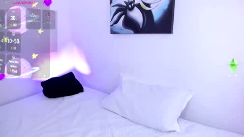 Snapshot of cattnamy chatting on March 2025 08:44:02 PM CattNamy online show from March 2025 08:44:02 PM