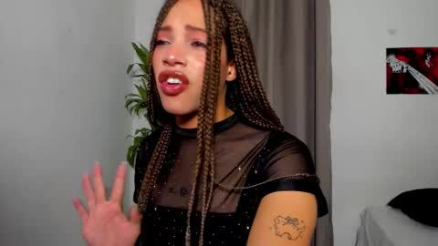 Snapshot of catty_noir1 chatting on February 2026 09:46:02 PM Catty online show from February 2026 09:46:02 PM