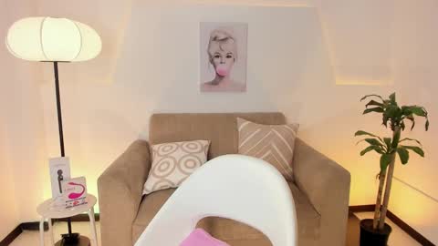 Snapshot of catvalentinee_ chatting on January 2026 10:44:02 PM catvalentinee_ online show from January 2026 10:44:02 PM