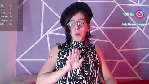 cava_pretty online show from December 2024 10:32:01 AM