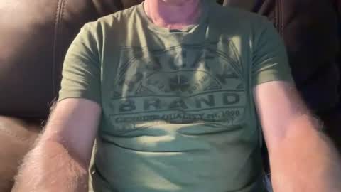 Snapshot of cbjohnjohn chatting on June 2026 05:15:01 AM John online show from June 2026 05:15:01 AM