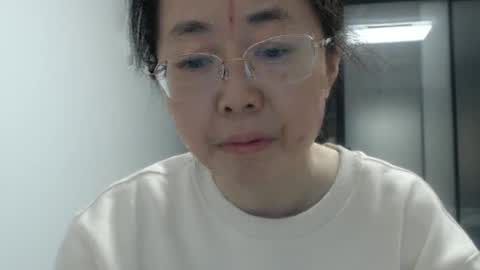 Snapshot of cbz112233 chatting on March 2025 04:14:02 PM ANNYANNY online show from March 2025 04:14:02 PM