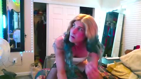 Allie North online show from October 2025 08:23:02 AM