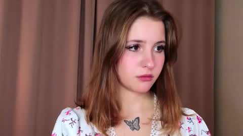 Lina  online show from February 2026 07:15:01 PM