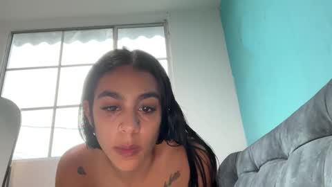 ceci1218 online show from October 2025 08:11:02 PM