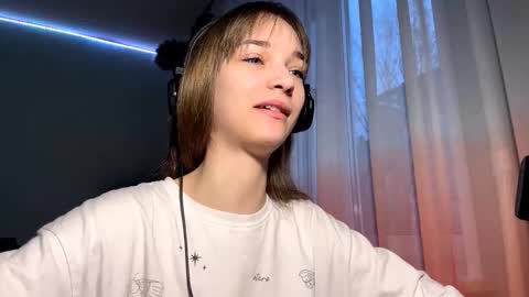 Lily online show from November 2025 12:04:02 PM