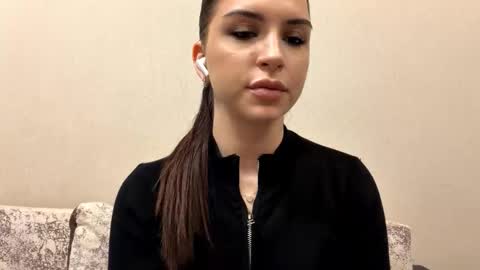 Snapshot of cecilianoblitt chatting on April 2026 07:58:02 PM Darina online show from April 2026 07:58:02 PM