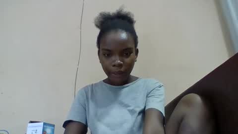 Snapshot of cedia837872 chatting on April 2026 08:01:02 AM cedia837872 online show from April 2026 08:01:02 AM