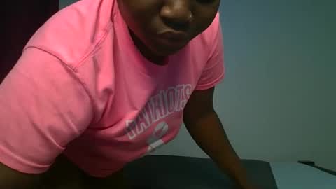 Snapshot of ceepretty25 chatting on May 2026 01:14:01 AM ceepretty25 online show from May 2026 01:14:01 AM