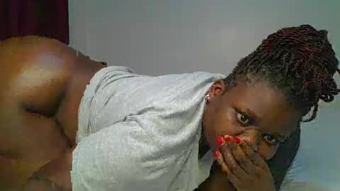 Snapshot of ceepretty25 chatting on May 2026 01:51:02 PM ceepretty25 online show from May 2026 01:51:02 PM