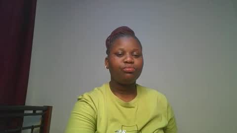 Snapshot of ceepretty25 chatting on June 2026 12:12:02 AM ceepretty25 online show from June 2026 12:12:02 AM