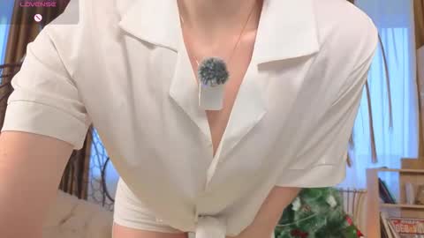 Josie Manesi online show from January 2026 06:26:01 AM