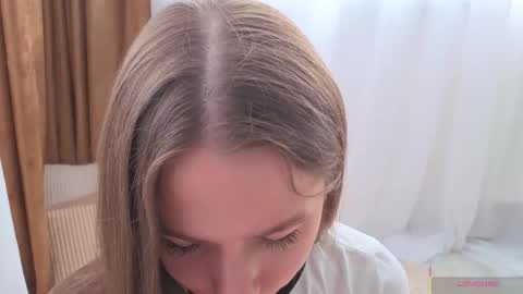 Josie Manesi online show from March 2026 05:45:01 AM