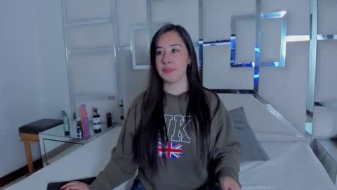 celeste_hillx online show from November 2025 06:03:01 AM