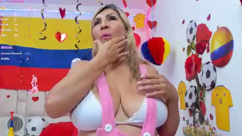Snapshot of celeste_lincon chatting on July 2026 01:32:02 AM Celeste Lincon online show from July 2026 01:32:02 AM