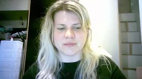 Snapshot of celeste_naughty_ chatting on May 2026 10:34:02 AM celeste_naughty_ online show from May 2026 10:34:02 AM