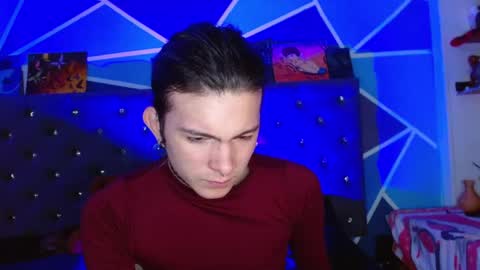 I am Valentinn online show from November 2025 08:00:01 PM