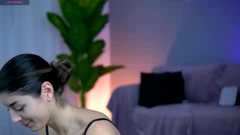 Chleo online show from February 2026 06:09:01 AM