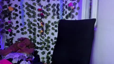 Celestineeeeee online show from January 2025 11:41:01 PM